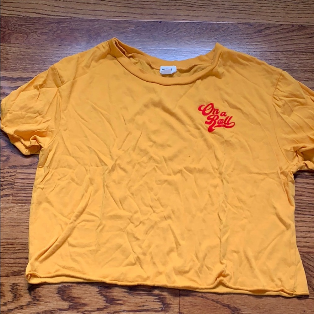 Garage Cropped T-Shirt